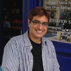 Vinai Norasakkunkit